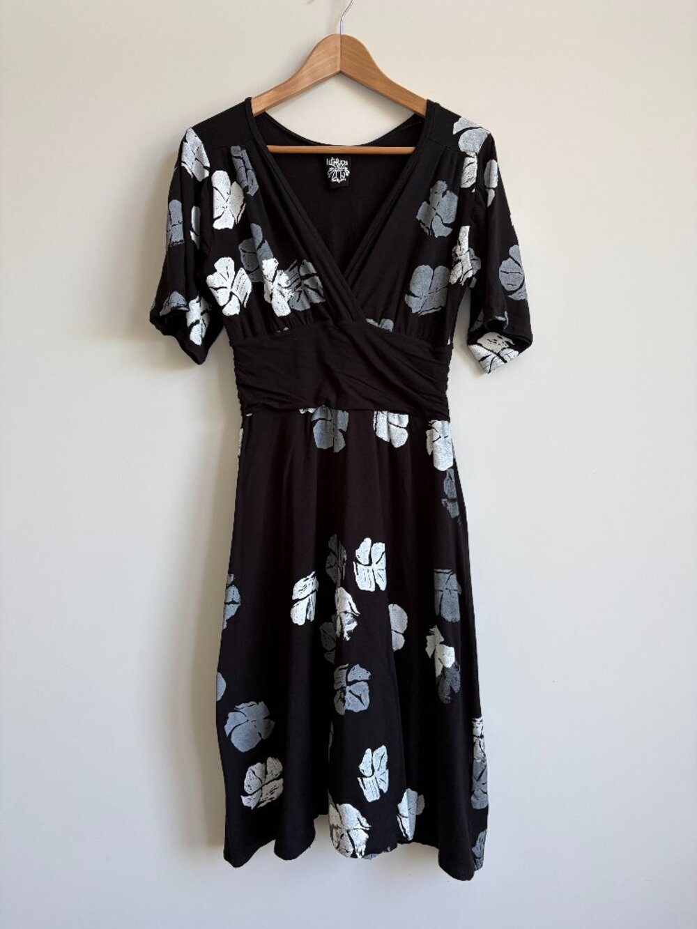 Made in Canada Medium soft stretch black midi dress with flowers V neck